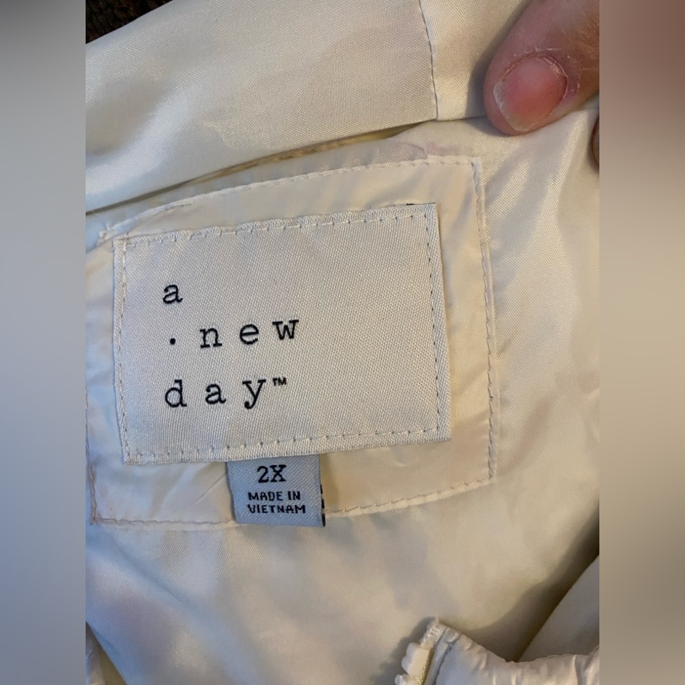 A New Day Cream Hooded Puffer Jacket - Picture 4 of 4